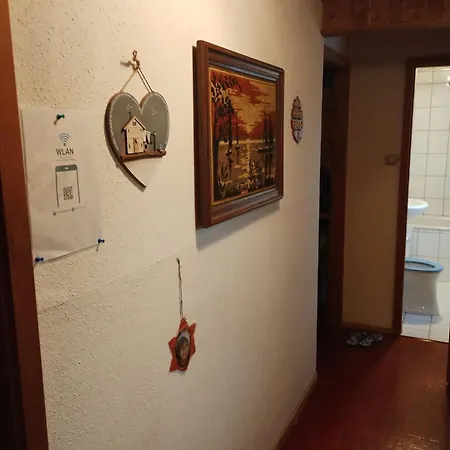 Cozy Wooden Or In The Odenwald, Garden, Hiking Trails, Free Parking Ferienhaus